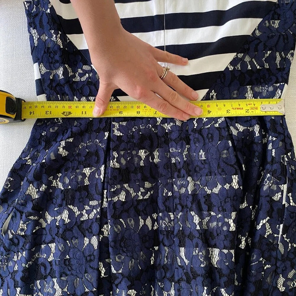 NWT RW&Co Cotton Blend Nautical Lace Striped Navy & White Cocktail Dress Size 6 - Picture 10 of 12